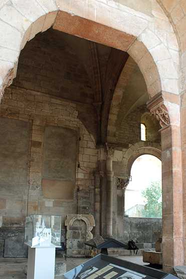 Fichier:VieuxSaintVincentIntérieur (75).jpg
