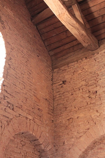 Fichier:BurgyEgliseInt (66).JPG