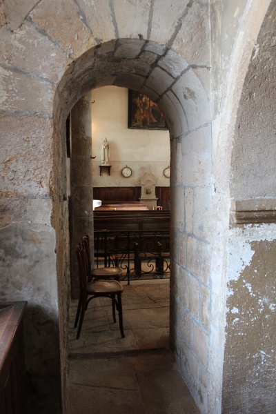 Fichier:SaintRomainDesIlesEglise (60).JPG
