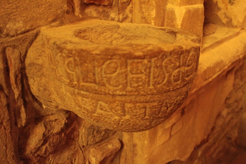 Fichier:SolutréEglise (33).JPG