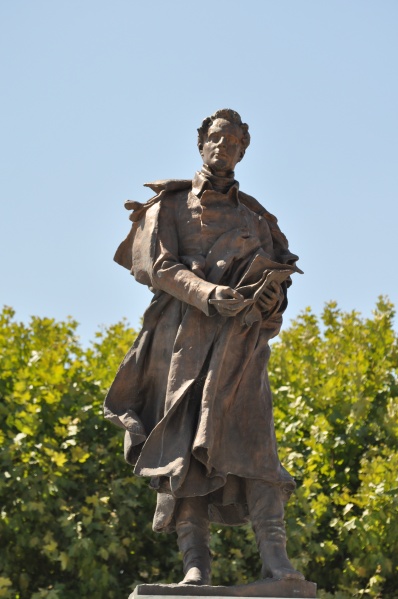 Fichier:Mcon--Lamartine-statue.jpg
