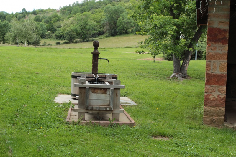 Fichier:Lavoir Saint Vérand (3).JPG