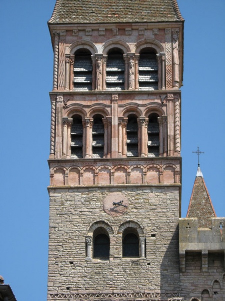 Fichier:TournusAbbatialeExt (59).JPG