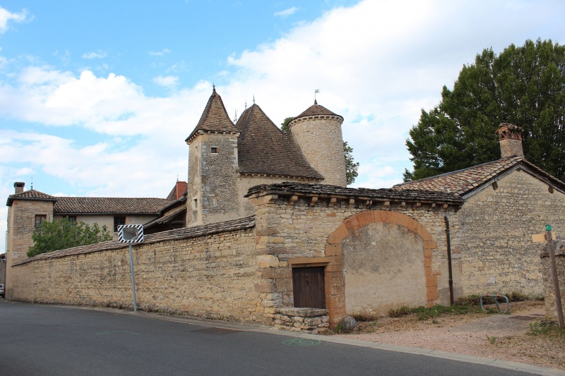 Fichier:Château de Lapalus (1).JPG