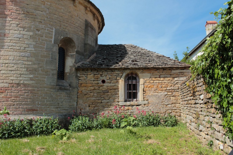 Fichier:SaintClémentSurGuyeEgliseExt (11).JPG