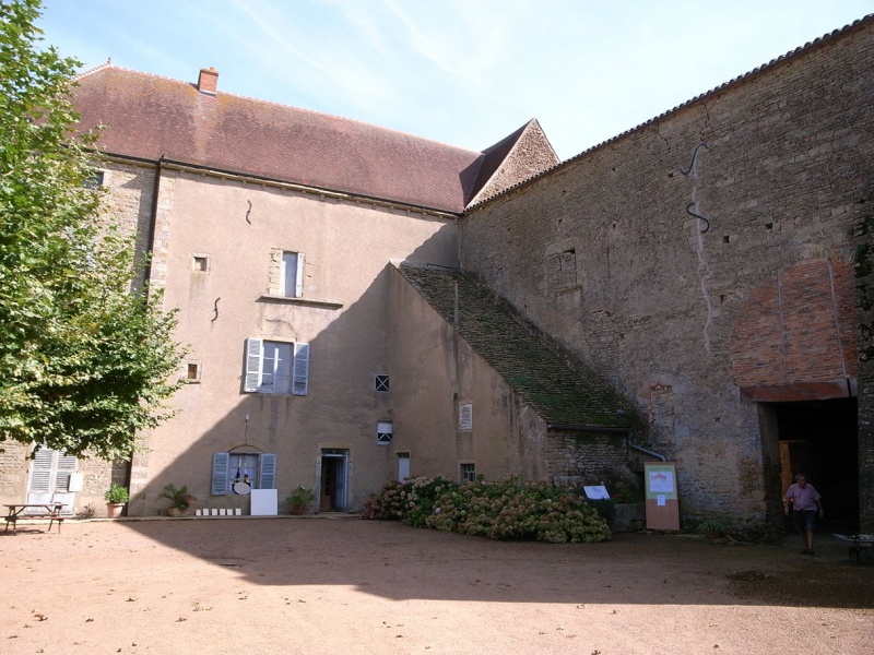 Fichier:MazilleDoyennéExt (58).JPG