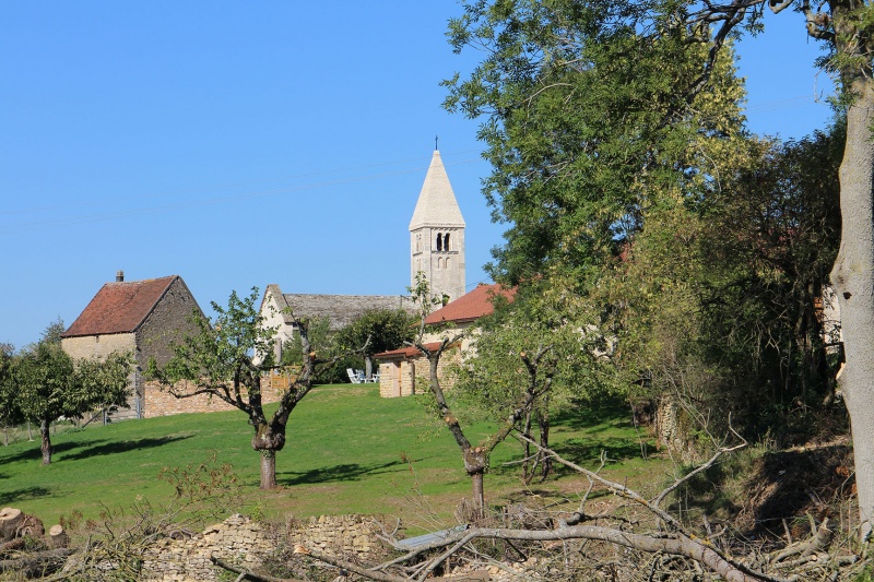 Fichier:OugyEglise (35).JPG