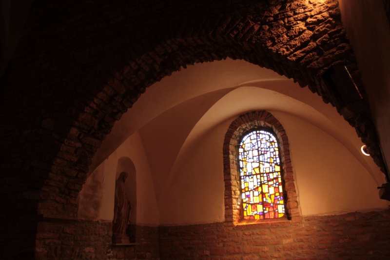 Fichier:LeynesEglise (94).JPG