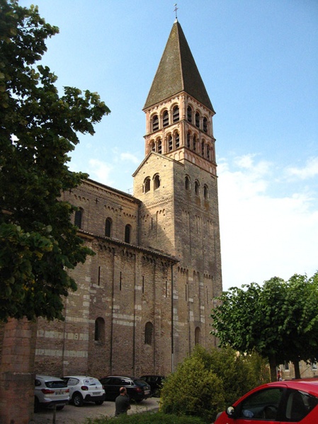 Fichier:TournusAbbatialeExt (68).JPG