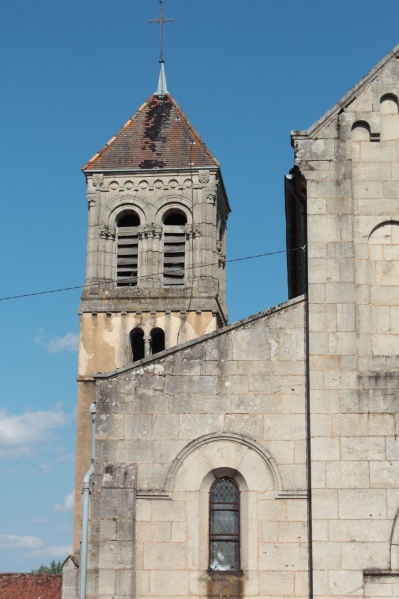 Fichier:PressySousDondinEgliseExt (43).JPG