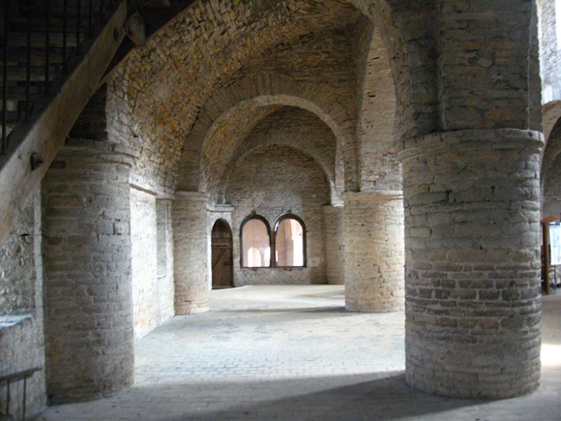 Fichier:TournusAbbatialeInt (137).JPG