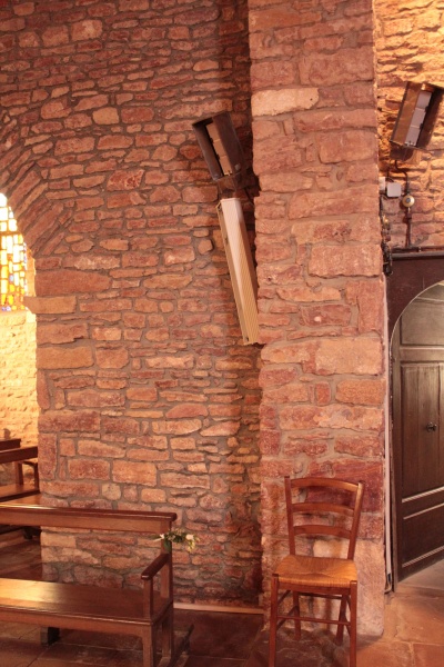 Fichier:LeynesEglise (102).JPG