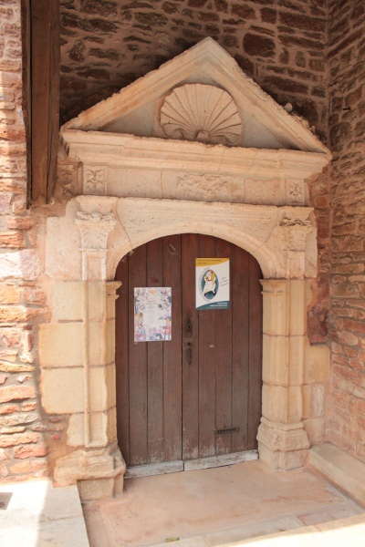 Fichier:LeynesEglise (18).JPG