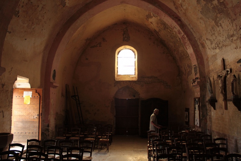 Fichier:OugyEglise (20).jpg