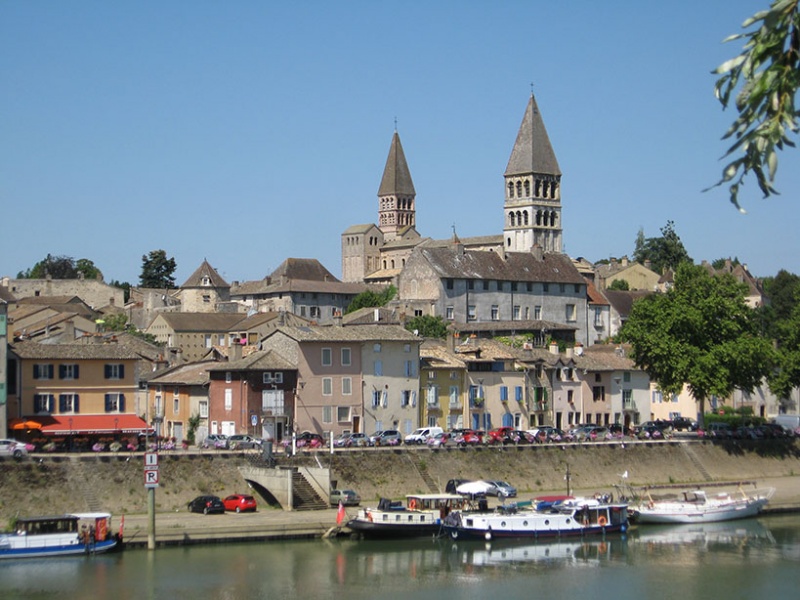 Fichier:TournusAbbatialeExt (47).JPG