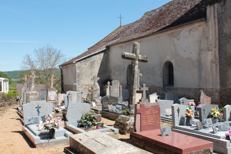 Fichier:ChevagnySurGuyeEgliseExt (5).JPG