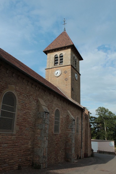 Fichier:SolutréEglise (5).JPG