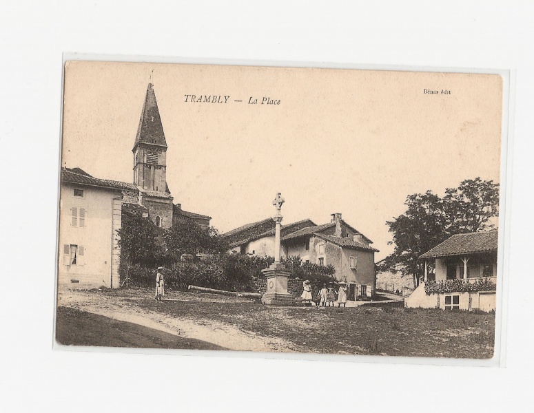 Fichier:TRAMBLY -.jpg