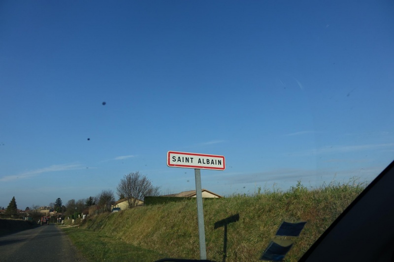 Fichier:Panneau Saint-Albain.jpeg