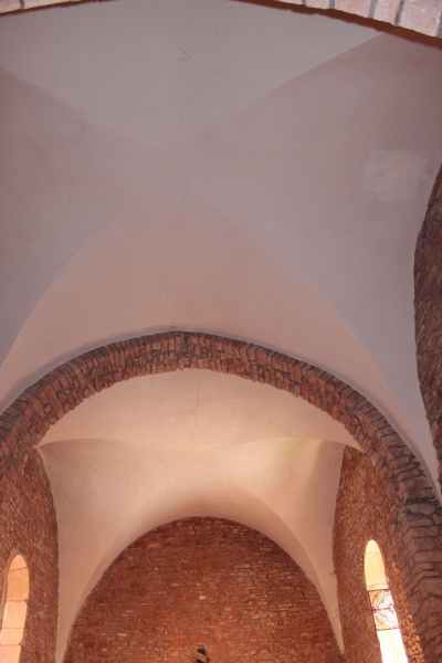 Fichier:LeynesEglise (62).JPG