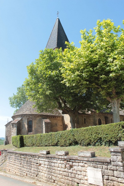 Fichier:FargesLesMâconEgliseExt (31).JPG