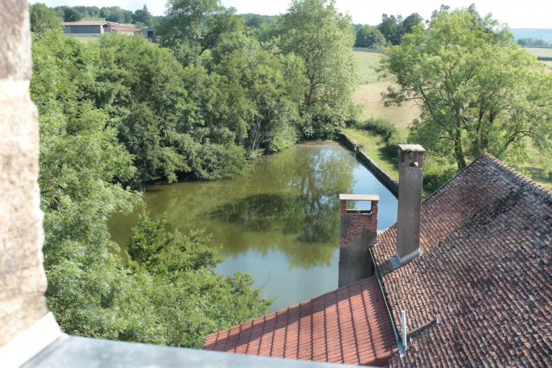 Fichier:BurzyEgliseClocher (2).JPG