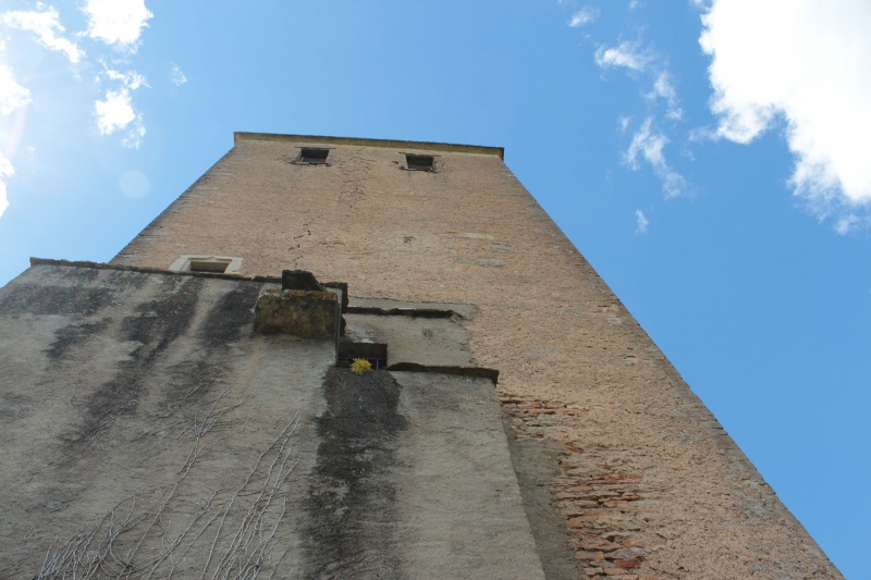 Fichier:ChâteauEgliseExt (71).JPG