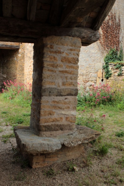 Fichier:BesanceuilChapelleExt (11).JPG