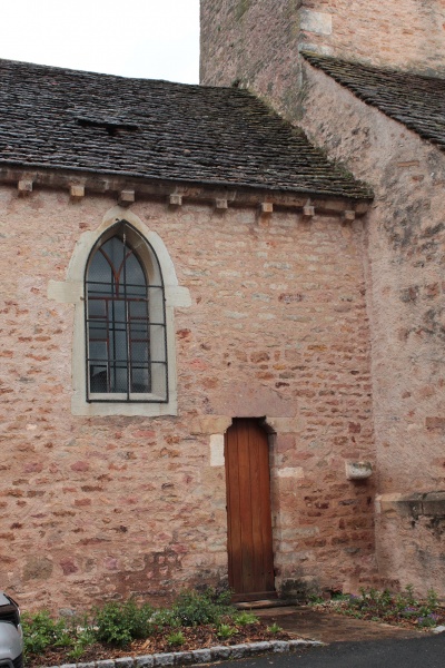 Fichier:ChevagnyLCEgliseExt (11).JPG