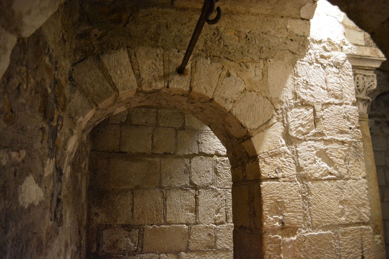 Fichier:TournusAbbatialeInt (22).JPG