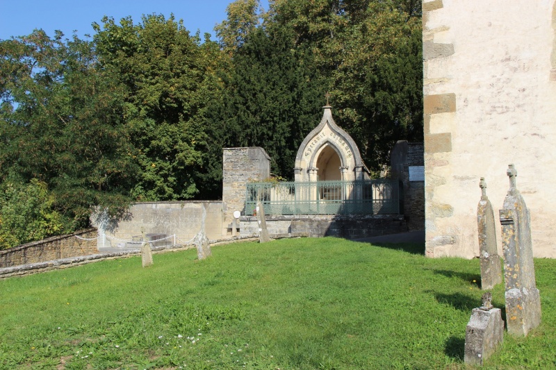 Fichier:SAINT POINT Tombeau.jpeg