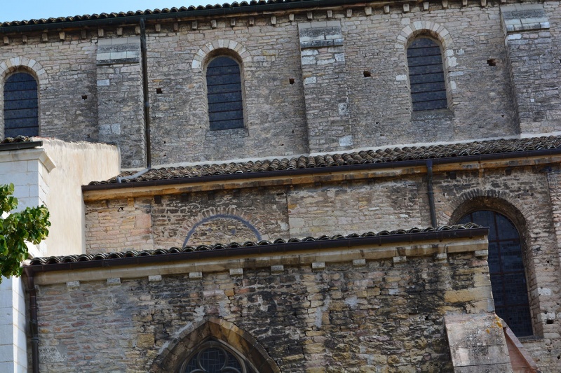 Fichier:TournusAbbatialeExt (42).JPG
