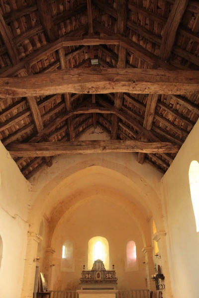 Fichier:VauxEgliseInt (7).JPG