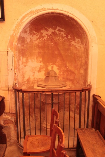 Fichier:SaintHurugeEgliseInt (38).JPG