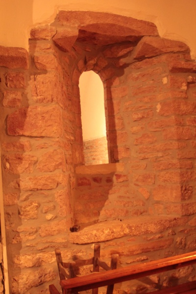 Fichier:LeynesEglise (91).JPG