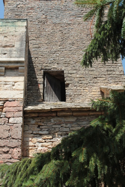 Fichier:SaintGengouxEgliseExt (48).JPG