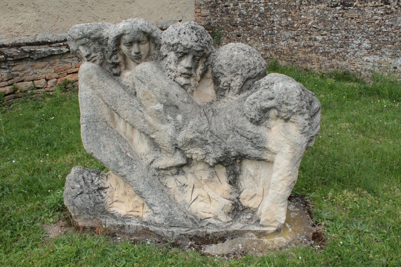 Fichier:VarennesEglise (7).JPG