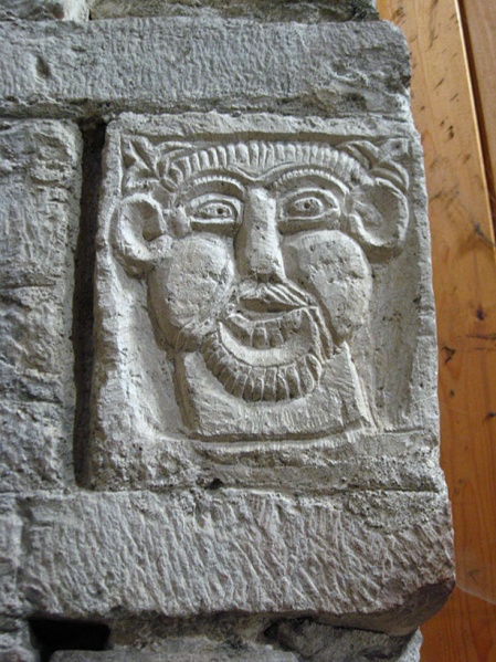 Fichier:TournusAbbatialeInt (152).JPG