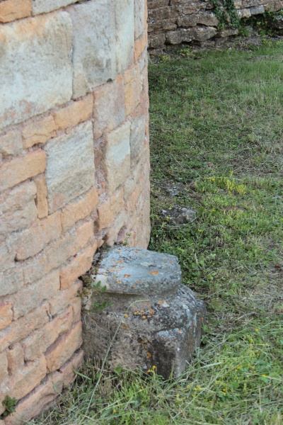 Fichier:LaChapelleSousBrancionEgliseExt (45).JPG