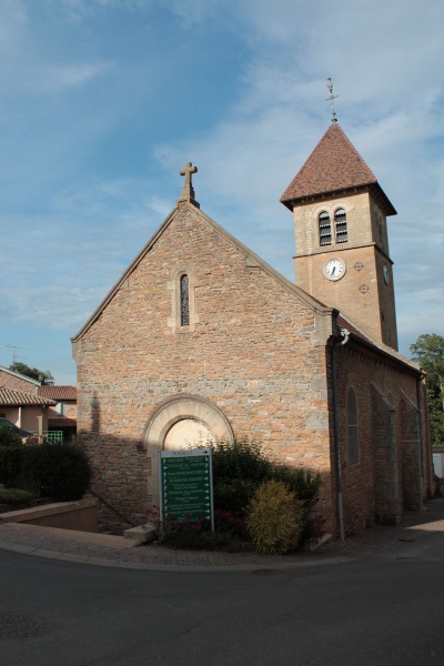 Fichier:SolutréEglise (1).JPG