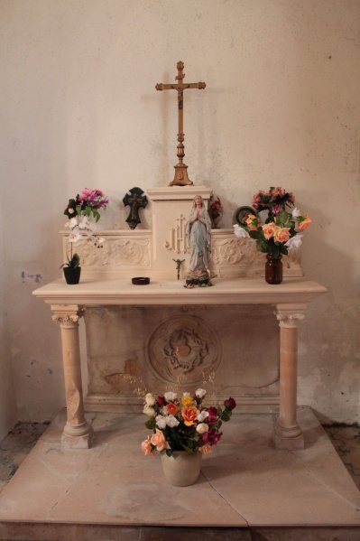 Fichier:SaintYthaireEgliseInt (11).JPG