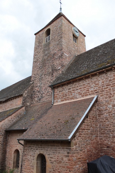 Fichier:LeynesEglise (50).JPG