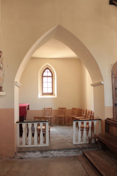 Fichier:BurzyEgliseInt (16).JPG