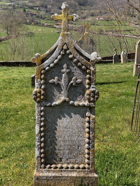 Fichier:SAINT POINT Stele 3.jpeg