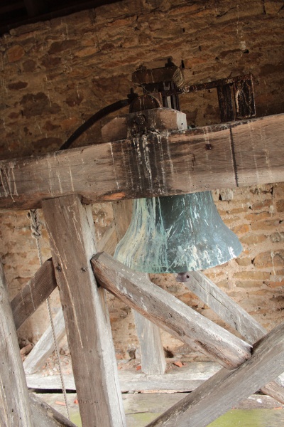 Fichier:VauxEgliseClocher (32).JPG