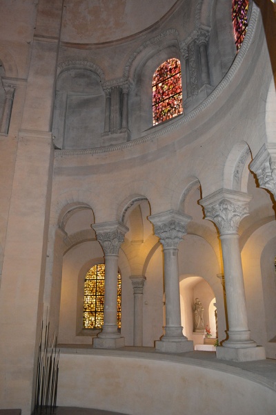 Fichier:TournusAbbatialeInt (109).JPG