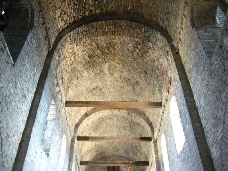 Fichier:TournusAbbatialeInt (133).JPG