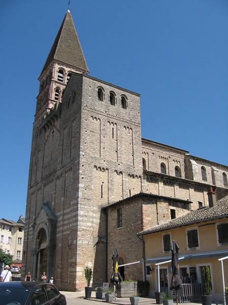 Fichier:TournusAbbatialeExt (51).JPG