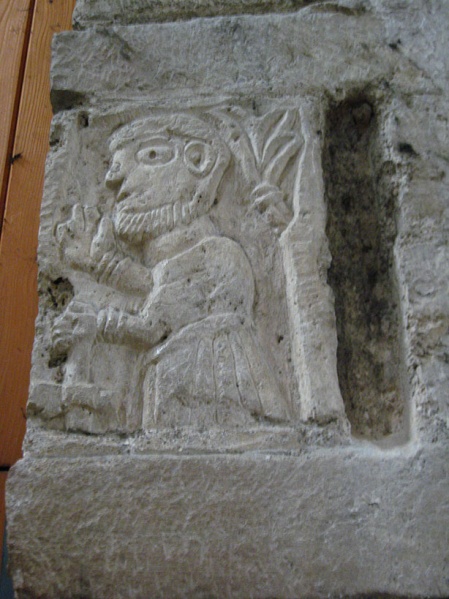 Fichier:TournusAbbatialeInt (156).JPG