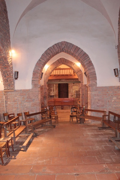 Fichier:LeynesEglise (68).JPG